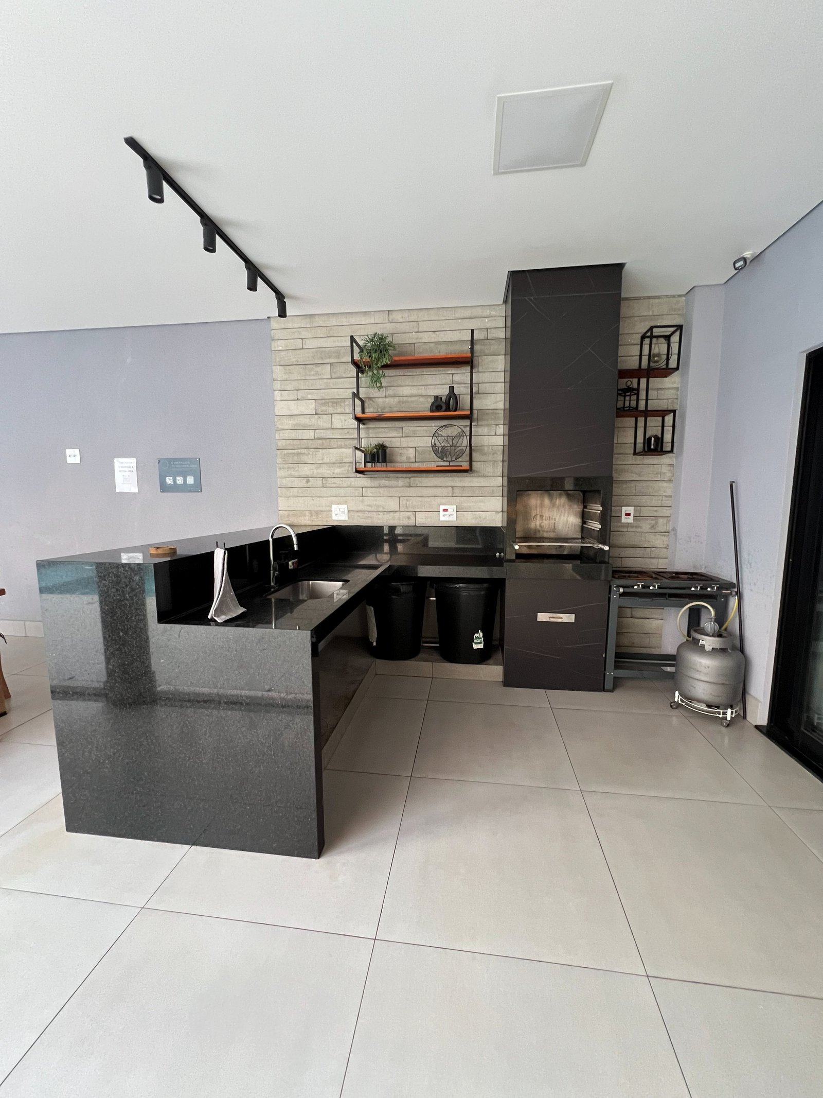 Cozinha Equipada — Área de Lazer Jaime Tellini em Franca SP